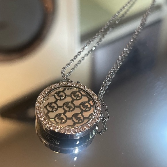 Michael Kors Monogram Mother of Pearl Necklace - Picture 3 of 5